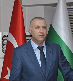 OLCAY ÖZGÖN KİMDİR?