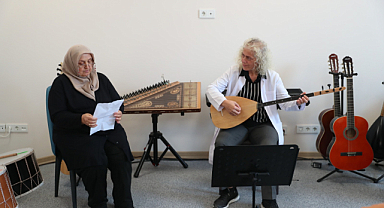 Bağcılar’da yaşlıların buluşma noktası: Vefahâne Yaşam Merkezi