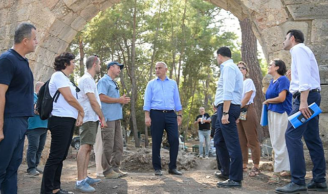 Büyük İskender'in Yürüdüğü 2 Bin Yıllık Cadde Gün Yüzüne Çıkarılacak