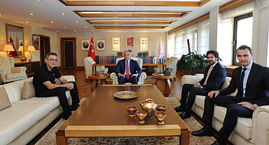 Nuri Bilge Ceylan Sansür Sonrası Kültür Bakanı'nı Ziyaret Etti