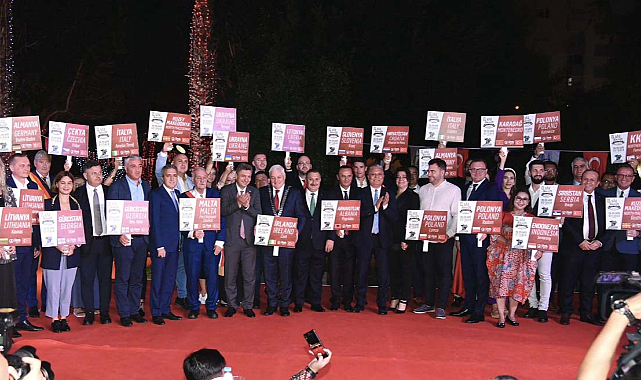 8’inci Kaleiçi Old Town Festivali 20 Ülkeden Katılımla Başladı