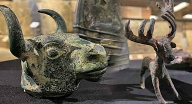 37 Tarihi Eser İsviçre'den Türkiye'ye İade Edildi