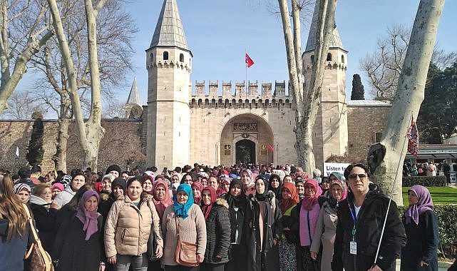 AKHİSARLI KADINLAR, KÜLTÜR GEZİLERİYLE TÜRKİYE'Yİ GEZİYOR