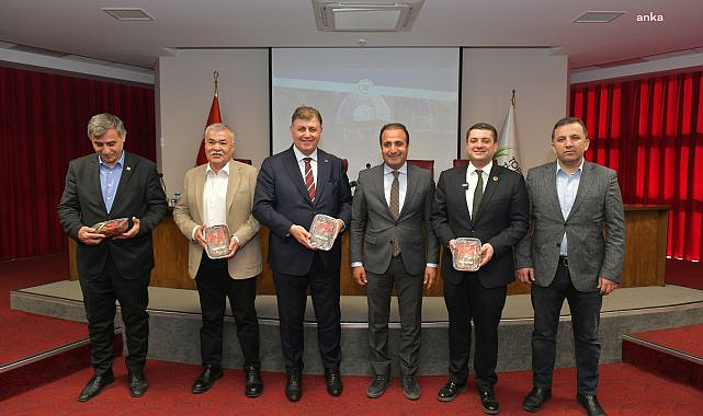CEMİL TUGAY: "2 SENE İÇİNDE İZMİR'İN SU FİYATI, BÜYÜKŞEHİRLER ARASINDA EN UYGUNU OLACAK"