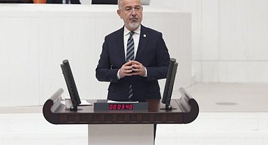 CUMHUR UZUN: "20 LİRA OLAN CEZA 100 LİRAYA ÇIKARILIRKEN BAYRAM İKRAMİYELERİ 2 BİN LİRADAN 3 BİN LİRAYA ÇIKARILDI."
