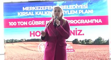 MERKEZEFENDİ BELEDİYESİ'NDEN ÇİFTÇİLERE 100 TON GÜBRE DESTEĞİ