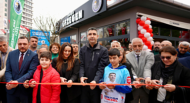 Kartal Karlıktepe 19 Mayıs Spor Parkı & Gezegen Dünya Sosyal Tesisi açıldı