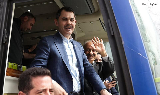 Kurum ve Karakaya, Kartal’da vatandaşları selamladı