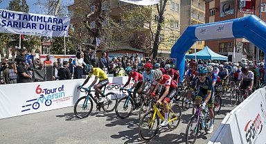 '6. TOUR OF MERSİN ULUSLARARASI BİSİKLET TURU'NUN İKİNCİ ETABI TAMAMLANDI