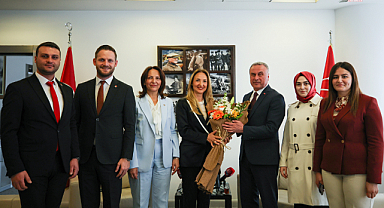 CHP ve AK Parti Heyetlerinin Bayramlaşmasında 