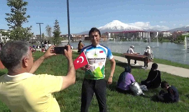Tayvanlı Jacky Chen, Ağrı Dağını Görmek İçin Iğdır'a Geldi