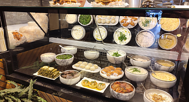 Yasemin Lokanta ve Meze Evi: Lezzet Durağınız