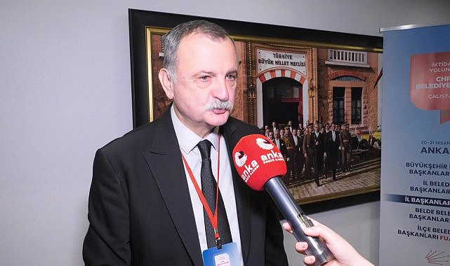 Yunusemre Belediye Başkanı, Ak Parti'li Başkandan Kalan Lüks Makam Odası Hakkında Konuştu