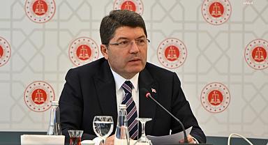 ADALET BAKANI YILMAZ TUNÇ: KADIN TUTUKLU VE HÜKÜMLÜLER ANNELER GÜNÜ SEBEBİYLE BU HAFTA AÇIK GÖRÜŞE ÇIKABİLECEK