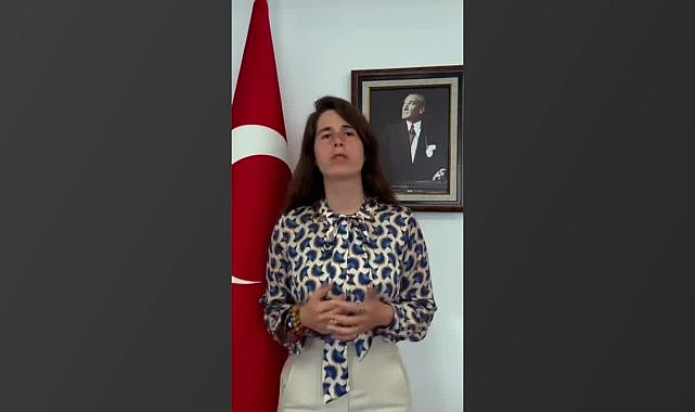 Çeşme Belediye Başkanı Lâl Denizli'den İsrail'in Refah saldırılarına üç dilde tepki
