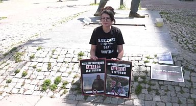 Depremzede Döne Kaya 'Adalet Nöbeti'nde: ''Biz Adaletin Artık Tecelli Etmesini Bekliyoruz''