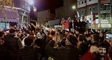Fenerbahçe'nin derbi galibiyeti, Kars'ta coşkuyla kutlandı