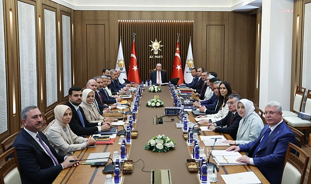 AK Parti'de 7 il başkanlığında değişim