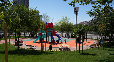 Kartal Belediyesi'nin Park Çalışmalarıyla Kartal Daha Yeşil ve Modern Hale Geliyor 