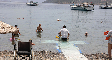 Muğla Büyükşehir'in engelsiz plajlarına yoğun ilgi