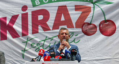 Özgür Özel: Topraklarımızı topla, tüfekle zapt edemeyenler ipotekle kazanmaya gayret gösteriyorlar