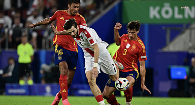 2024 Avrupa Futbol Şampiyonası'nda İspanya ve İngiltere çeyrek finale yükseldi