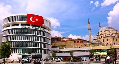 Bolu'da yere çöp ve izmarit atanlara 14 bin 407 liraya kadar para cezası