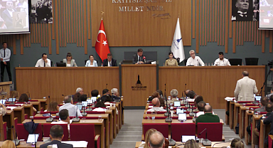 İzmir Büyükşehir Belediyesi'ndeki TİS krizinde Başkan Tugay'dan çözüm için adım 