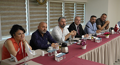 Kartal Belediyesi muhtarlarla 164. istişare toplantısını gerçekleştirdi