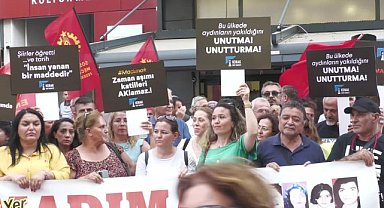 Madımak Oteli'nde yaşamını yitirenler İzmir'de anıldı