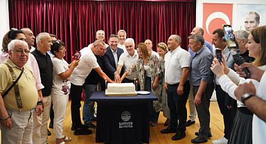 Sarıyer Belediyesi, muhtarlar toplantısında doğum günü pastası