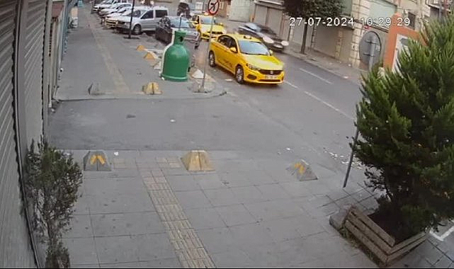 Taksiden inip etrafa rastgele ateş etti