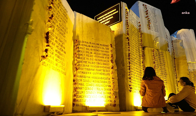 17 Ağustos Marmara Depremi'nde can verenler anıldı