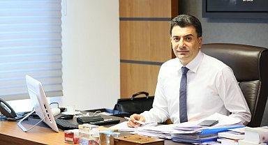 CHP'li Zeynel Emre, iki bakana 