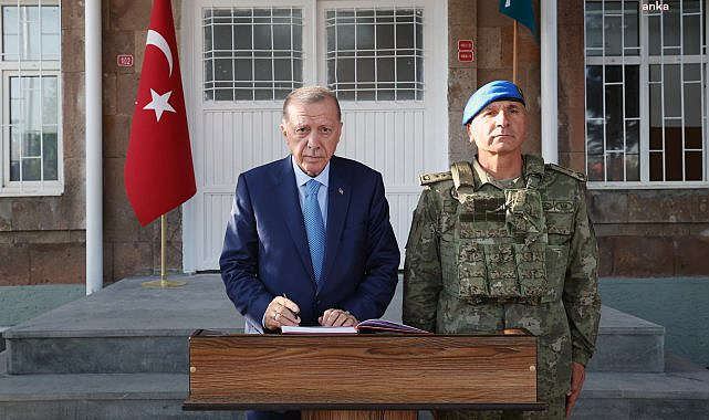 Cumhurbaşkanı Erdoğan, Ahlat Komando Taburu Komutanlığı açılışına katıldı