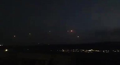 İsrail Lübnan'ın güneyini vurdu, Hizbullah karşılık verdi... İsrail ülkede 48 saatlik olağanüstü hal ilan etti 