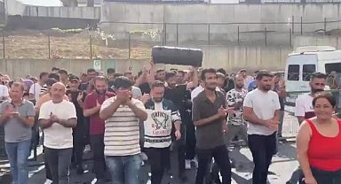 İstanbul'da CarrefourSA deposundaki işçilerin eylemi 17'nci gününde kazanımla sonuçlandı