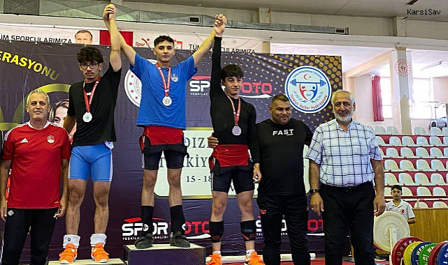 Kahramankazan Belediyespor Kulübü'nün sporcusu Ergün, Türkiye Halter Şampiyonası'nda şampiyon oldu