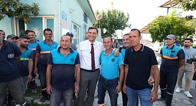 Manisa Büyükşehir Belediye Başkanı Zeyrek: "En düşük işçi maaşını 26 bin 500 TL'den, 35 bin TL'ye çıkarıyoruz"