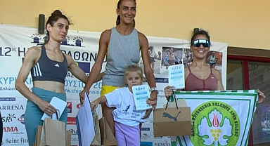 Manisa Büyükşehir Belediyespor Kulübü atleti Özlem Işık’tan 12. Chios Yarı Maratonu’nda üstün başarı 