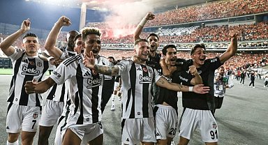 Sezonun ilk derbisini ve Süper Kupayı Beşiktaş kazandı
