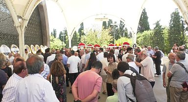 Tarık Ziya Ekinci için İstanbul'da cenaze töreni düzenlendi 