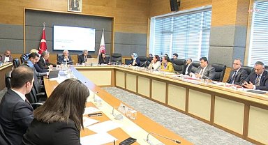 TBMM Dijital Mecralar Komisyonu, muhalefetin çağrısı üzerine Instagram engelini görüşmek üzere 16 Ağustos'ta toplanacak