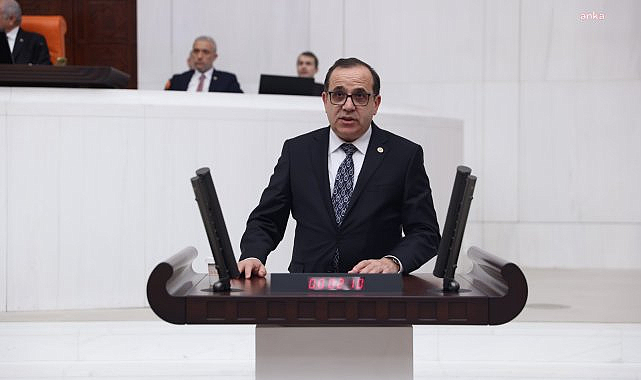 Türker Ateş, kadın işsizliğindeki artışa dikkat çekti... "Kadın işsizliği yüzde 37'ye dayandı. Özel önlemler alınmalı"