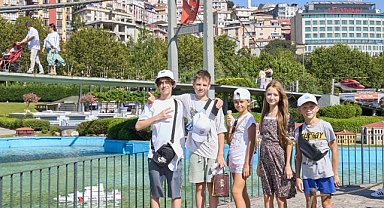 Ukraynalı çocuklar İstanbul'da: 