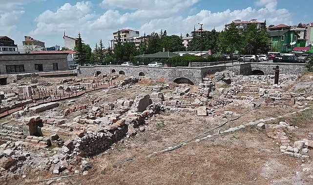 Yozgat'taki 2 bin yıllık tarihi Roma hamamı sıcak suya yeniden kavuştu