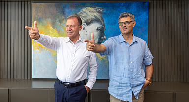 Yusuf Dikeç, Mersin Büyükşehir Belediye Başkanı Seçer'i ziyaret etti 