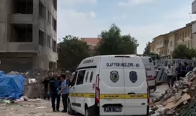 Adana'da vincin kovası işçilerin üzerine düştü: 2 ölü