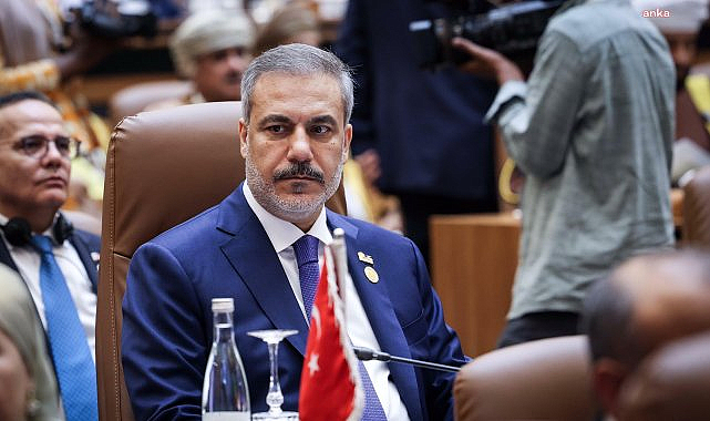 Arap Ligi Zirvesinde konuşan Bakan Fidan: ''Netanyahu'ya destek vermeye devam edenler, devam eden soykırımın da suç ortakları oluyor''