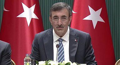Cevdet Yılmaz, OVP'yi açıkladı-2-: "Orta ve uzun vadede, reformların katkısıyla, orta-üst gelir grubundan üst gelir grubuna çıkılması öngörülüyor"